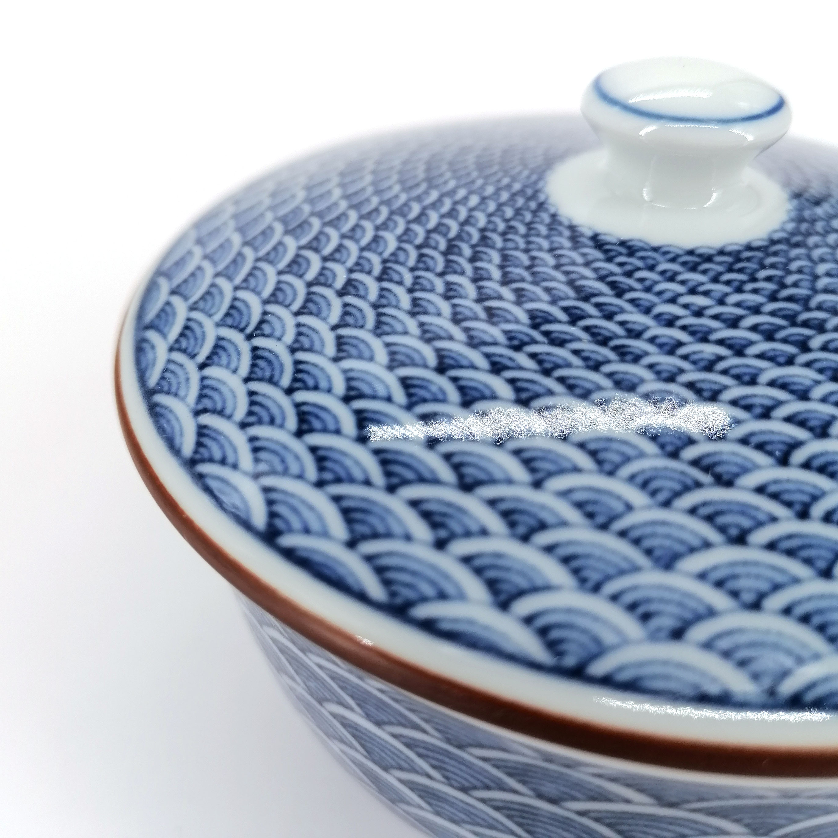 Tazza giapponese con coperchio in ceramica blu SEIGAIHA onde