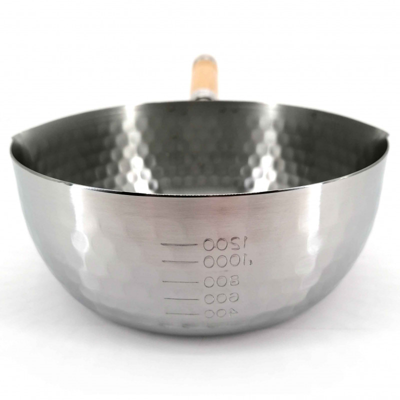 Stainless steel saucepan