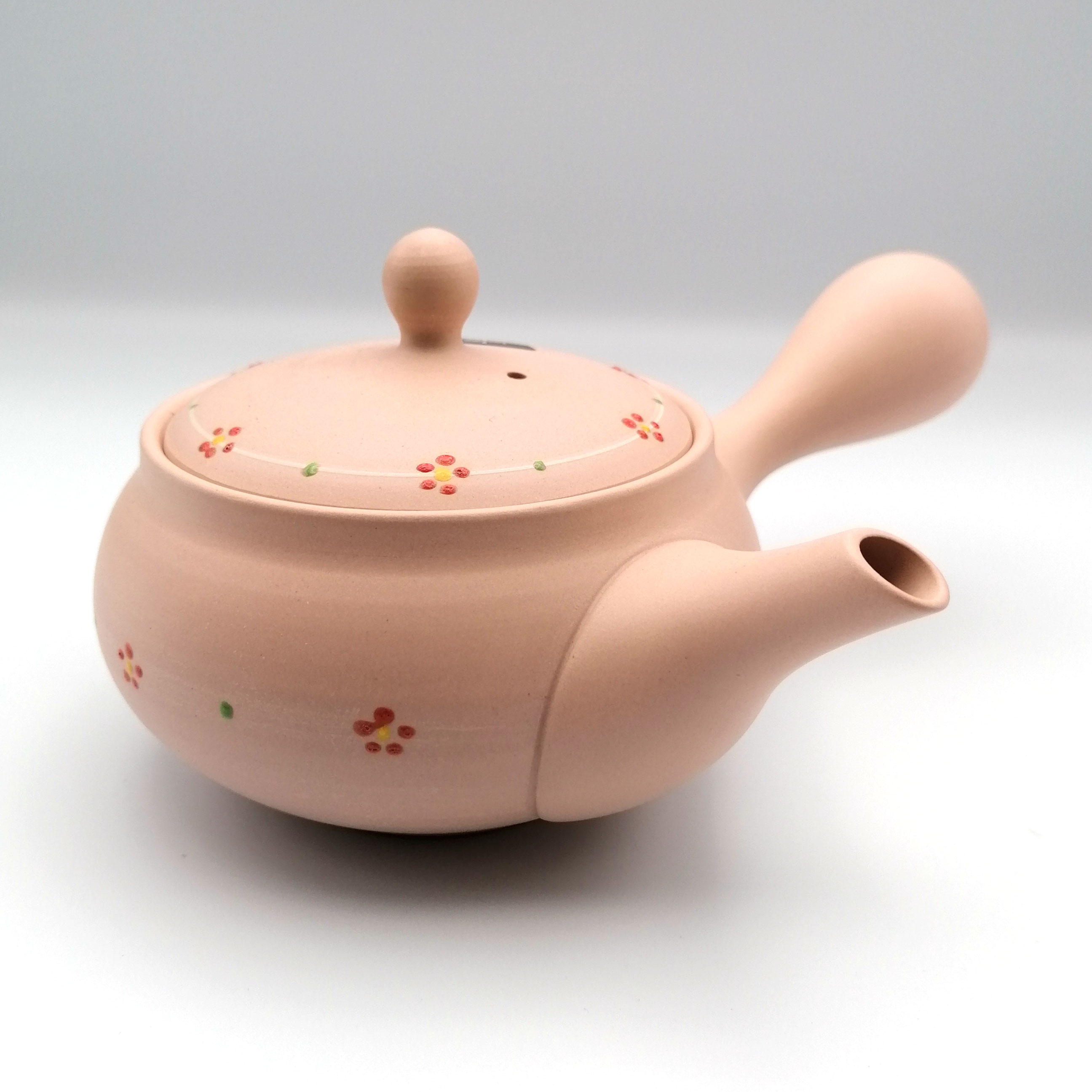 https://kyotoboutique.fr/25612/japanese-teapot-tokoname-kyusu-pinku-pink-and-small-flowers.jpg