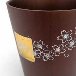 Japanese tea cup in dark natsume wood with gold and silver lacquered cherry blossom pattern, MAKIE SAKURA