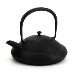 Black enameled Japanese cast iron teapot, ROJI ITOME, 1.2 lt