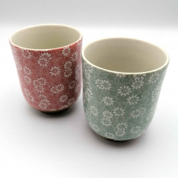 Traditional Japanese tea cup, KIKU, green and chrysanthemums