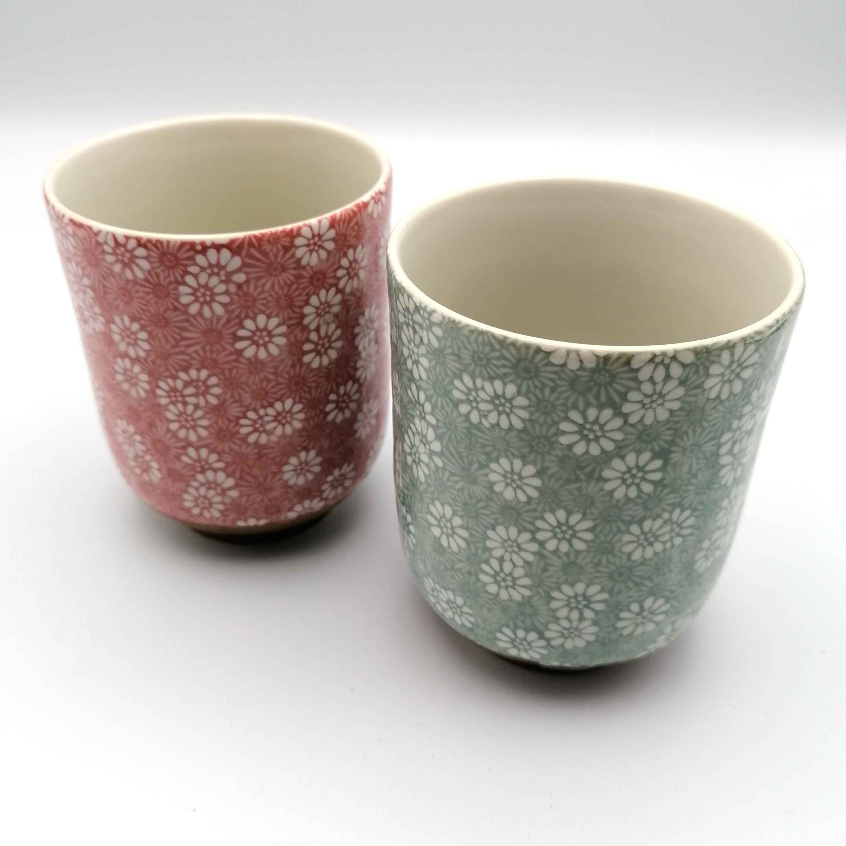 Duo di tazze da tè tradizionali giapponesi, KIKU, crisantemi verdi