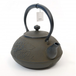 Japanese cast iron kettle, BOTAN, 1.6 L, sabi