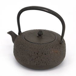 Japanese cast iron kettle, cherry petals, SAKURA, 1.8 L