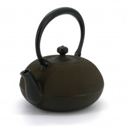 Japanese cast iron kettle, ARARE, 1.6 L, sabi small dots