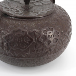 Bouilloire japonaise en fonte marron motif Fleurs, FURAWAZU, 1.6 L