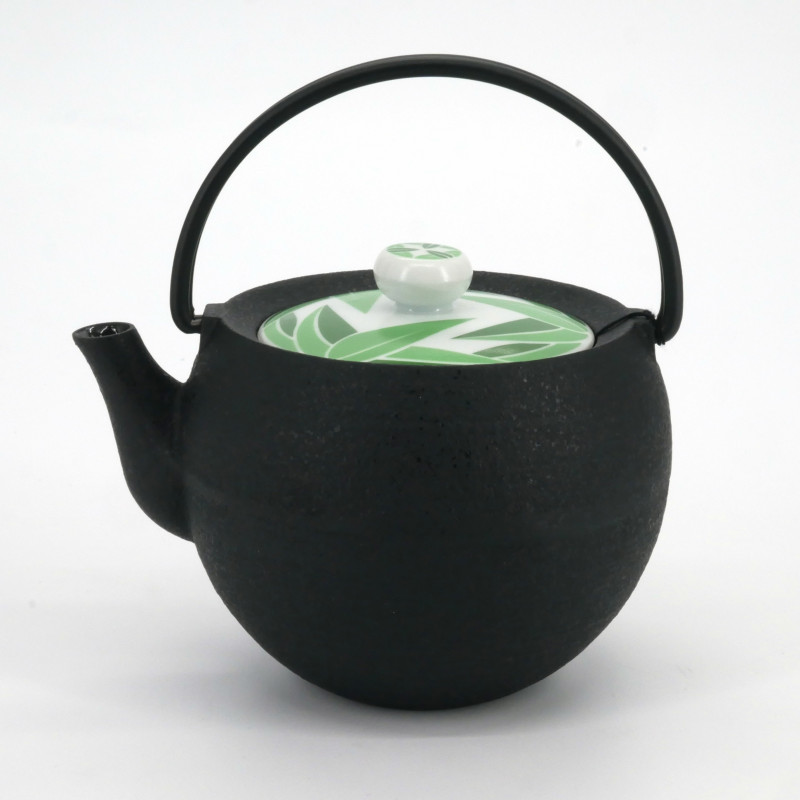 Small round Japanese prestige cast iron teapot, CHÛSHIN KÔBÔ MARUTAMA, TAKE, 0.4 L