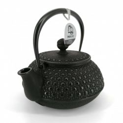 Japanese cast iron teapot - IWACHU KIKKO - 0.65 lt - black