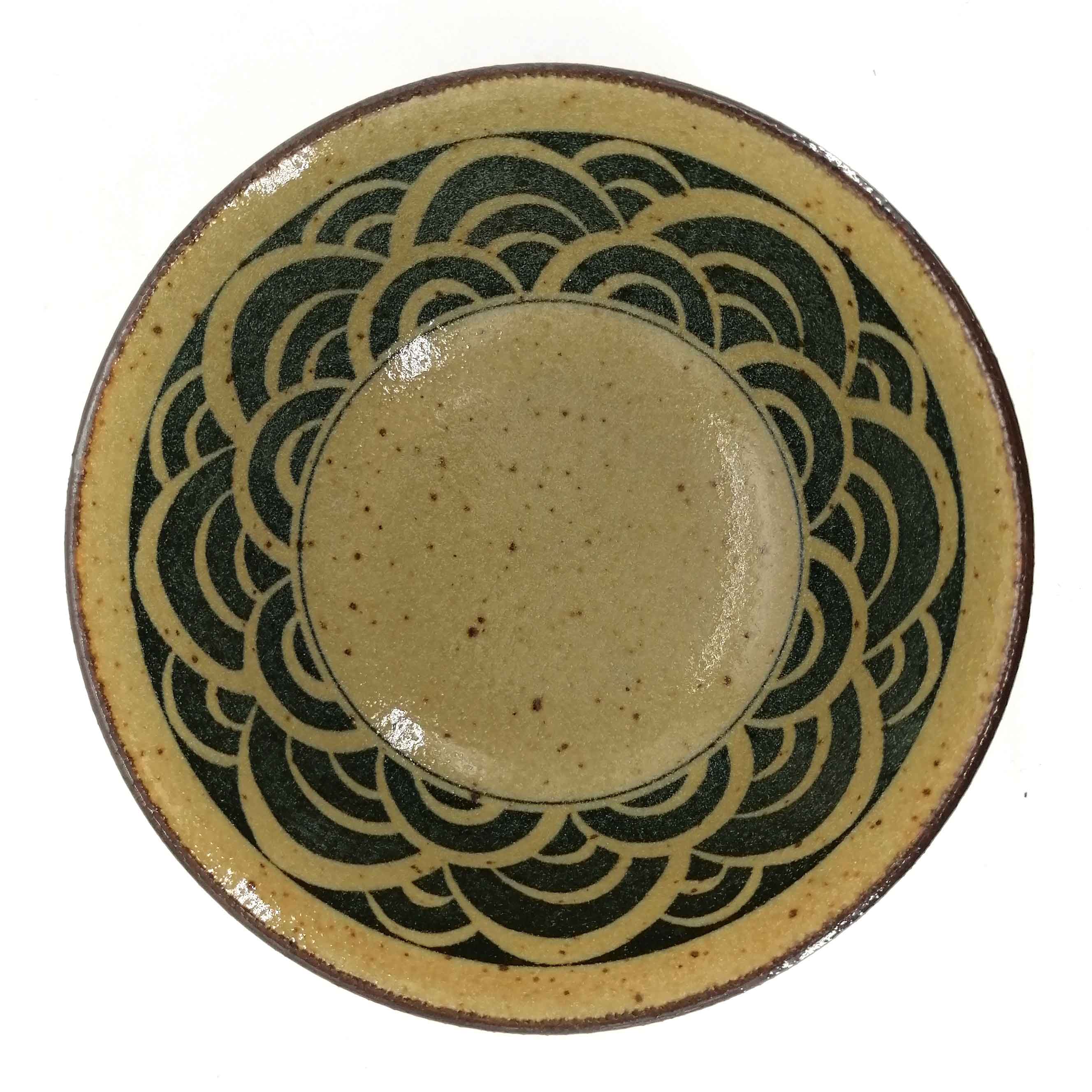 assiette bleue ronde japonaise en céramique, SEIGAIHA, vagues