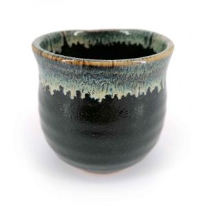 Ceramic tea cup, black, green infused paint - CHUNYU