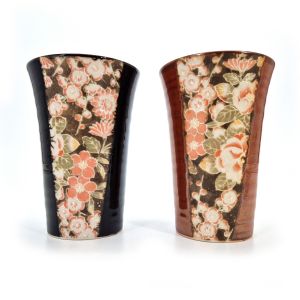 Duo of Japanese tea cups in red and black ceramic - HANA