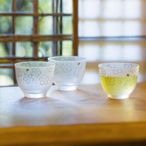 Set de 4 verres à Saké japonais, SAKURA