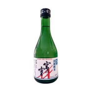 Japanese sake Miyanoyuki Junmai tanrei namachozoushu