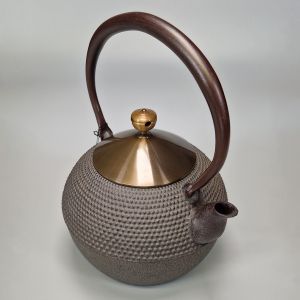 Japanese cast iron kettle, black, copper lid, 1.5 lt, HOUJOU HARARE