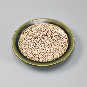 Small Japanese plate in green and beige enamelled ceramic - GUNRINKARAKUSA