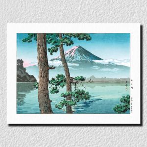 Reproducción de la estampa de Tsuchiya Koitsu, Monte Fuji visto al atardecer desde el lago Sai.