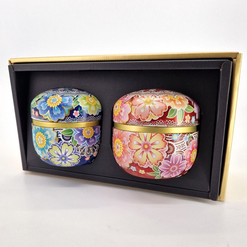 Duo of round Japanese tea boxes, blue and pink, SUZUKO MALINE, 150gr