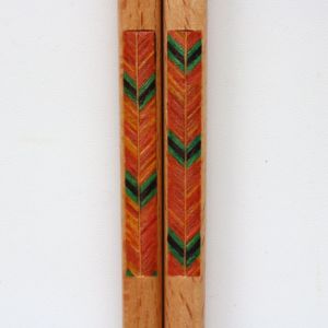 Pair of Japanese chopsticks in natural wood - YAGASURI 1