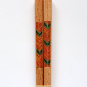 Pair of Japanese chopsticks in natural wood - YAGASURI 1