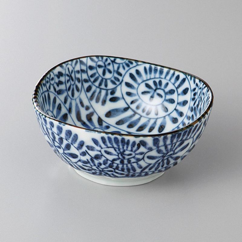 Petit récipient japonais en céramique, arabesque bleu- AO KARAKUSA