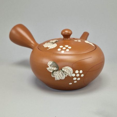 Japanese Teapot Tokoname 290cc - Brown Hyotan - Vine & Grape Design